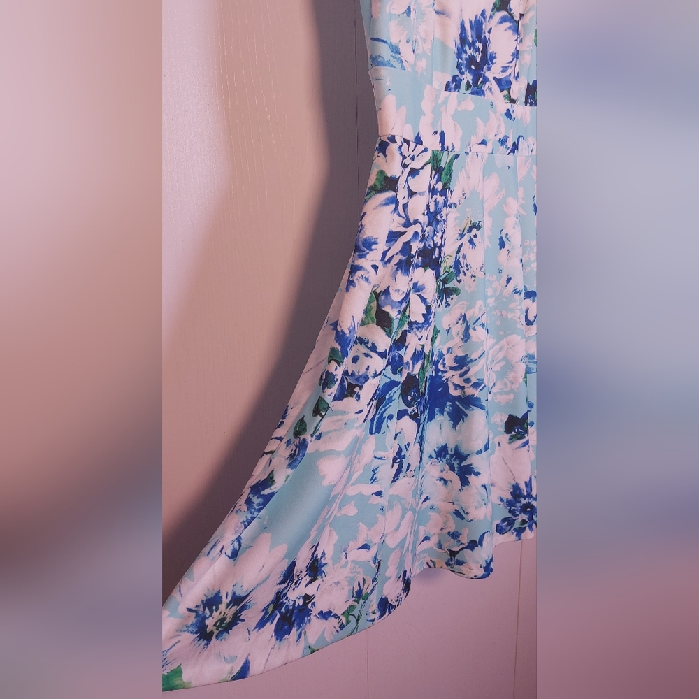Calvin Klein Floral Sleeveless Fit and Flare Dress Size 8 Green Blue Sea Glass - Picture 5 of 14